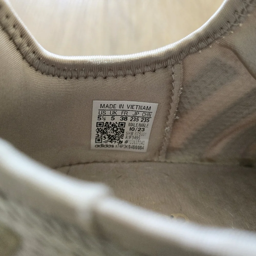 Adidas Nmd R1 - Picture 3 of 4